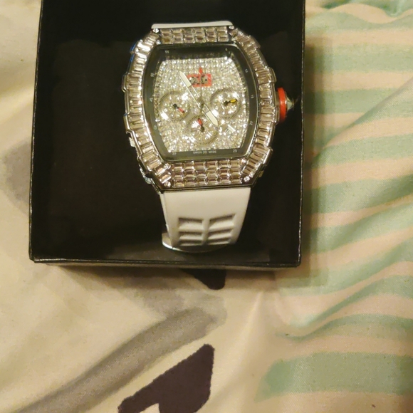 Bling Watch - Picture 3 of 6